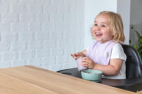 Babete de bebé suave