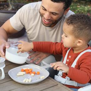 Tigela com tampa - 6m+