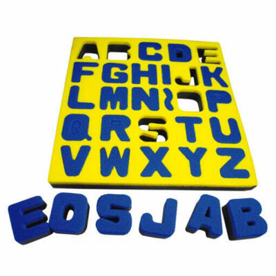 Esponjas letras maiúsculas