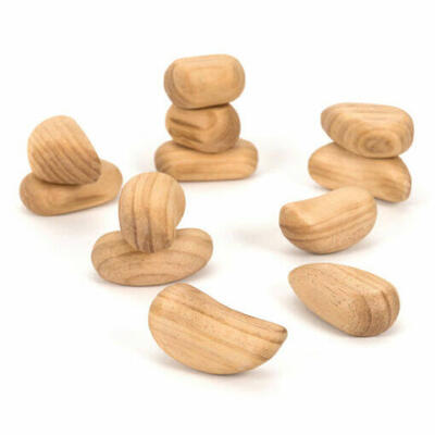 Seixos táteis de madeira