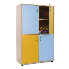 Este Móvil Con 4 Puertas