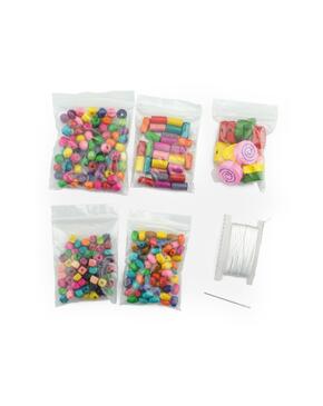 Pulseiras de contas de madeira coloridas