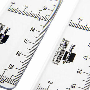 Régua Liderpapel cristal plástico de 20 cm.