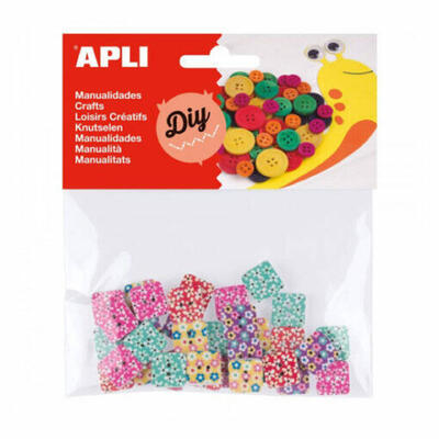 Quadrados estampados em madeira