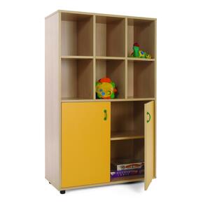 Este Móvil Con Estantes Y Puertas